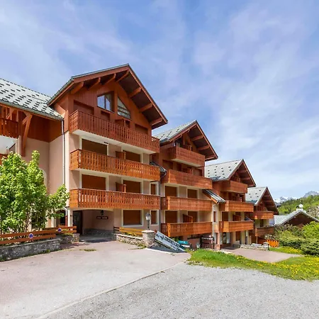 Confortable, Parking - 2 Pers. Valloire